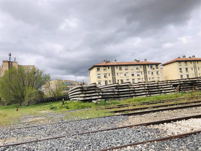 Archivo - Traviesas de tren en Cuenca.