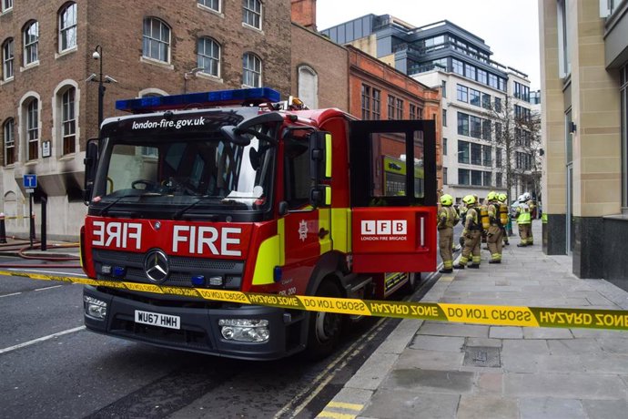 Imagen de archivo de un camión de la Brigada de Bomberos de Londres.