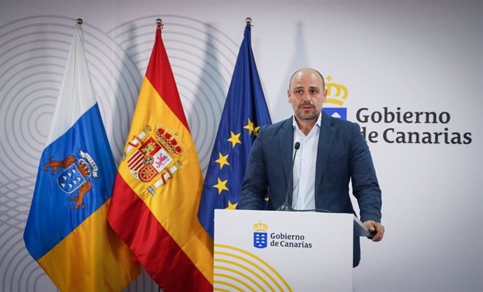 Archivo - El viceconsejero de Presidencia y portavoz del Gobierno de Canarias, Alfonso Cabello