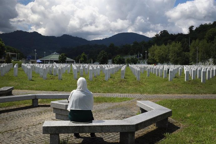 Archivo - July 10, 2018 - Srebrenica, Bosnia - Twenty-three years have passed since the Srebrenica Genocide took the lives of more than 7000 victims in Bosnia and Herzegovina between 1992 and 1995. This horrific event is commemorated annually on July 10 b