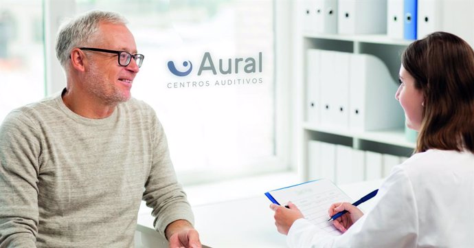 Revisión médica Aural Centros Auditivos.