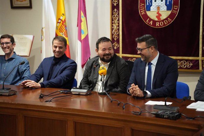 Presentación del Camponato de España de Esgrima que se celebrará en La Roda (Albacete), los días 23 y 24 de marzo.