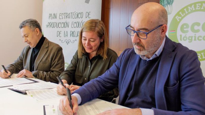Gobierno de La Rioja, Ayuntamiento de Logroño y CPAER firman el Convenio que consolidará el 'Ecomercado de Logroño'
