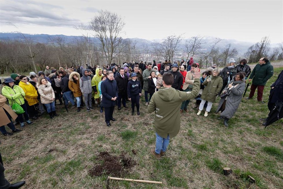 Nace el Bosque Fundación Vinjoy Fundación EDP, un proyecto que busca la recuperación del patrimonio forestal de Oviedo y el aumento de la biodiversidad.
