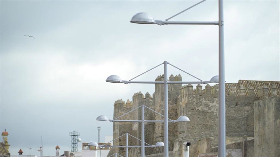 Nuevas luminarias en el Puerto de Tarifa.