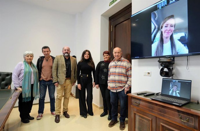El jurado del XVII Premio Internacional de Periodismo Julio Anguita Parrado, otorgado al periodista gazatí Wael Al Dahdouh.