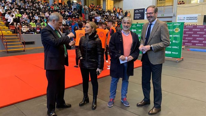 El delegado del Gobierno andaluz, Adolfo Molina (dcha.).