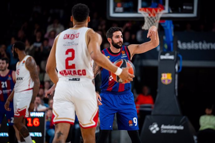 Ricky Rubio tras anotar en el partido entre el Bara y AS Mónaco en el Palau Blaugrana, en la jornada 27 de la Fase Regular de la Euroliga