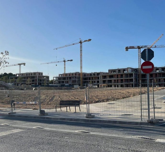 Los restos romanos se han encintrado en la zona PAI del paraje de la Cañada de Trilles donde se están construyendo 447 viviendas