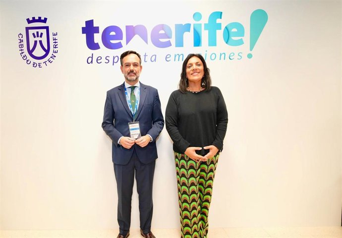 El vicepresidente del Cabildo de Tenerife y consejero de Turismo, Lope Afonso, y la consejera delegada de Turismo de Tenerife, Dimple Melwani