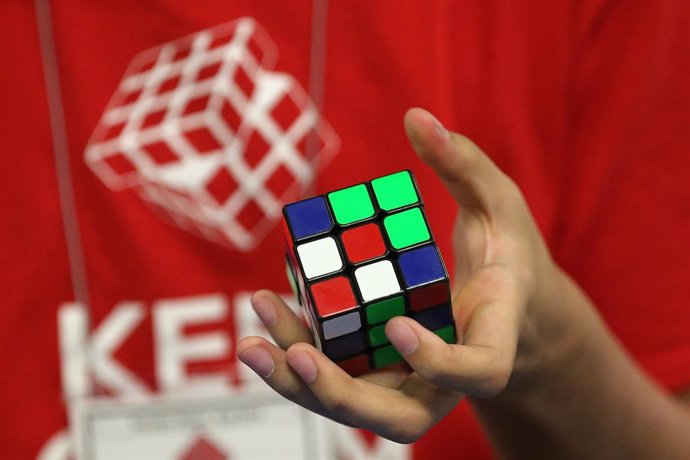 Archivo - Cubo de Rubik.