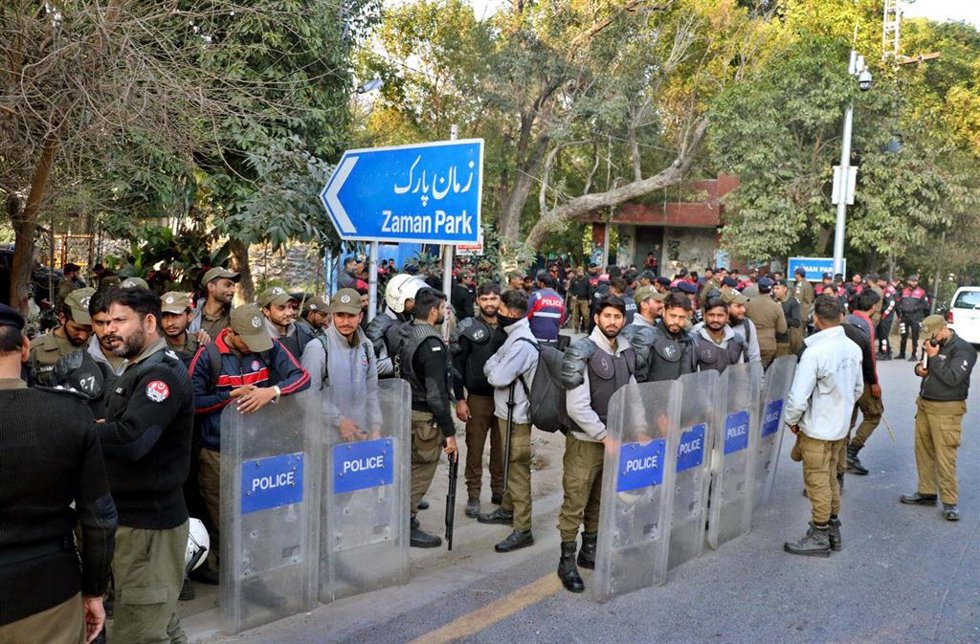 Imagen de archivo de protestas de simpatizantes del PTI en Lahore (Pakistán)