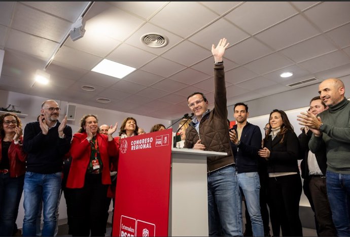 Miguel Ángel Gallardo tras ganar las primarias del PSOE de Extremadura
