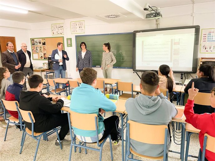 Junta invierte más de 270.000 euros para mejorar las infraestructuras de dos centros educativos de Algarinejo (Granada).