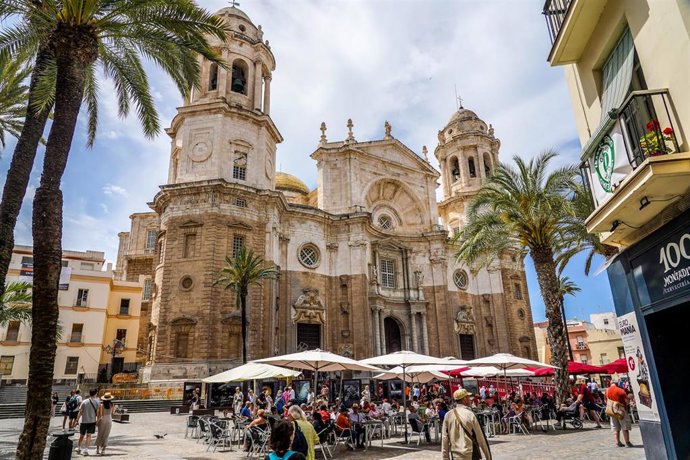 Archivo - Imagen de la Catedral de Cádiz. 