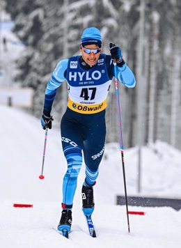 Jaume Pueyo firma un histórico 'Top 10' en la Copa del Mundo de esquí de fondo