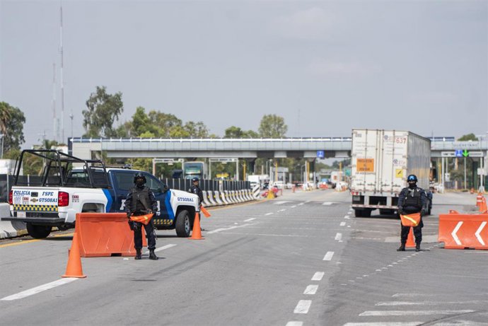 Archivo - Policía en Guanajuato, México, en una imagen de archivo