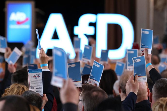 03 March 2024, Saxony-Anhalt, Magdeburg: Delegates vote at the state party conference of the Alternative for Germany (AfD) Saxony-Anhalt in Magdeburg. Photo: Peter Gercke/dpa-Zentralbild/dpa