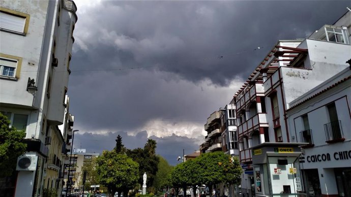 Archivo - Cielo nuboso en Mérida. Imagen de archivo