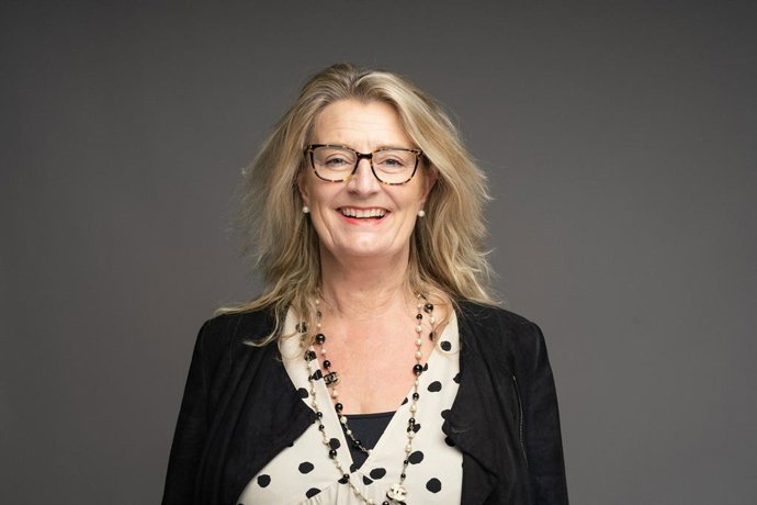 Louise Brett