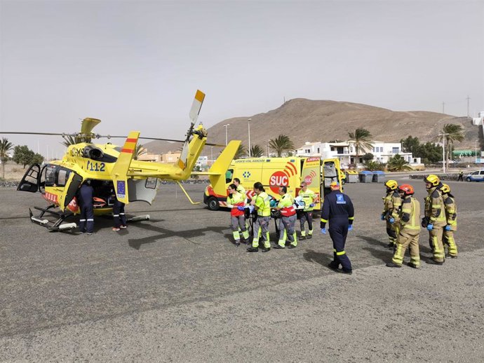 Evacúan a un herido en heliccóptero del SUC