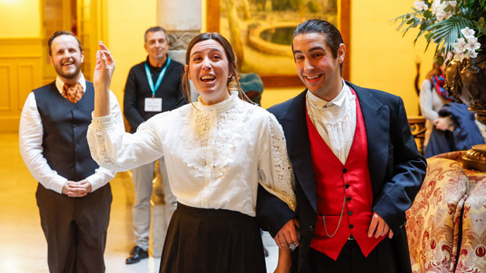 Unas 4.500 personas visitan el Parlament en las jornadas de puertas abiertas por el Día de Baleares.