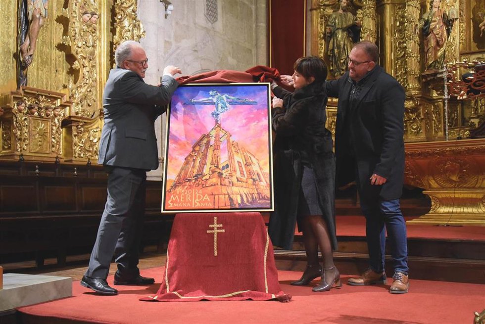 Decubrimiento del cartel anunciador de la Semana Santa de Mérida 2024 elaborado por Nuria Barrera Bellido.