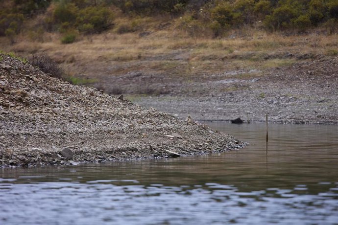 Archivo - Detalle del embalse de la Minillas, en el Ronquillo, tras las lluvias caídas en estos días, a 22 de mayo de 2023 en Sevilla (Andalucía, España). 