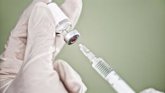 Foto: Un estudio del IBiS (Sevilla) revela la eficacia de administrar simultáneamente las vacunas del Covid y la gripe