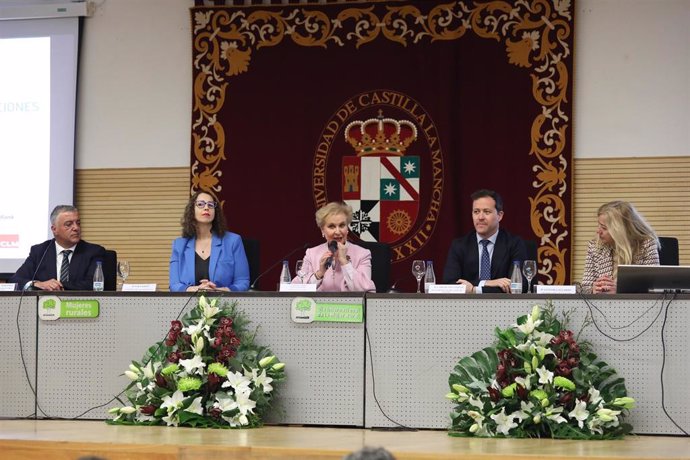 Inauguración de la jornada de Afammer en Toledo sobre la igualdad