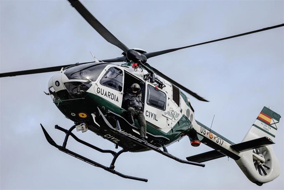 En la búsqueda han participado medios aéreos de la Guardia Civil