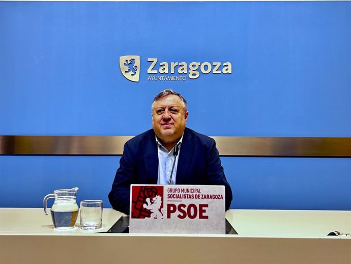 El portavoz adjunto del PSOE en el Ayuntamiento de Zaragoza, Alfonso Gómez