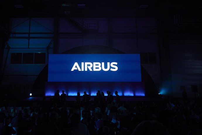 Archivo - Detalle del acto durante la presentación de Airbus Cádiz en el Puerto de Santa María, a 11 de enero de 2023 en Cádiz (Andalucía, España). ARCHIVO.