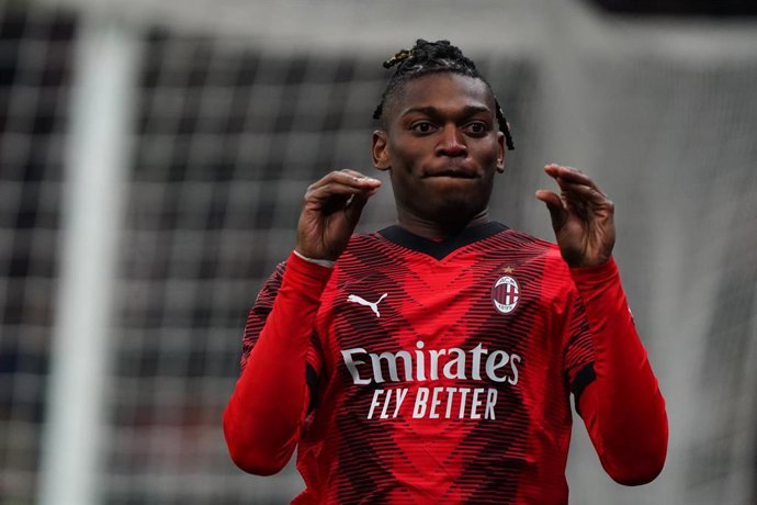 25 February 2024, Italy, Milan: AC Milan's Rafael Leao celebrates scoring his side's first goal during the Italian Serie A soccer match between AC Milan and Atalanta BC at San Siro Stadium. Photo: Spada/LaPresse via ZUMA Press/dpa