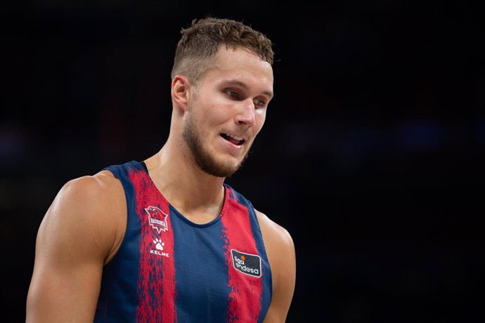 Archivo - El capitán lituano Tadas Sedekerskis renueva con el Baskonia hasta 2029