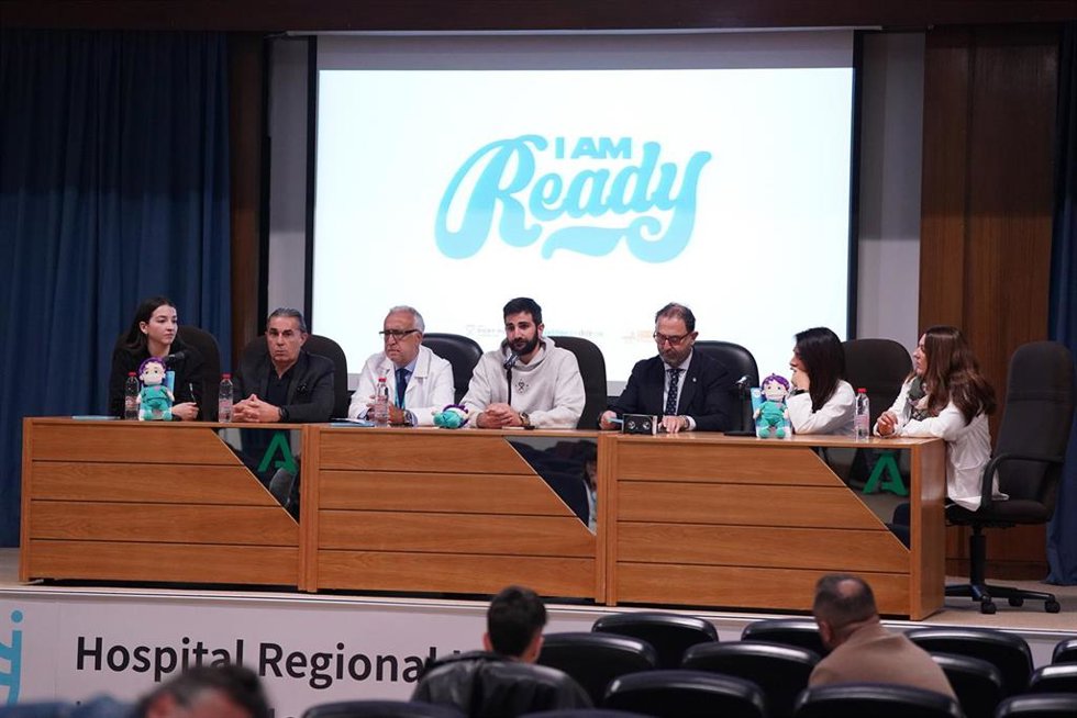 El presidente y fundador de la Fundación Cesare Scariolo, Sergio Scariolo y el fundador de The Ricky Rubio Foundation, Ricky Rubio, durante la presentación del proyecto de realidad virtual para pacientes de oncología pediátrica
