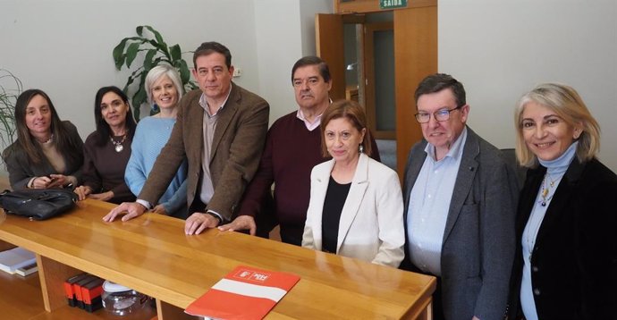 Os deputados electos do PSdeG participan na súa primeira reunión na Cámara galega