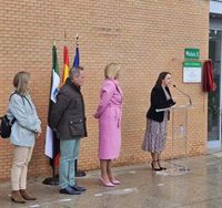El edificio de la Secretaría de Igualdad y Conciliación de Extremadura adquiere el nombre de Narges Mohammadi