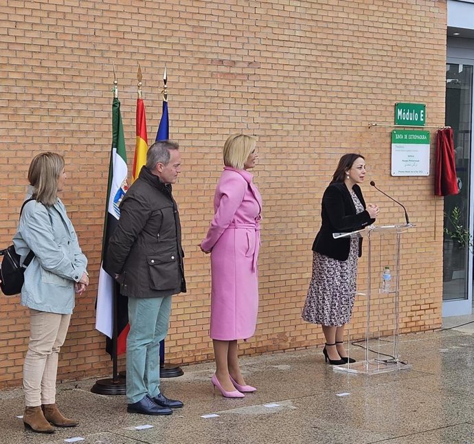 El edificio de la Secretaría de Igualdad y Conciliación adquiere el nombre de Narges Mohammadi, en homenaje a la Premio Nobel de la Paz iraní