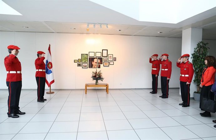 La Ertzaintza homenajea a 'Montxo' Doral, asesinado por ETA en Irun hace 28 años