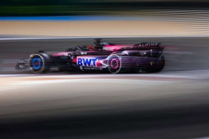 Esteban Ocon al volante del Alpine durante el GP Baréin 2024