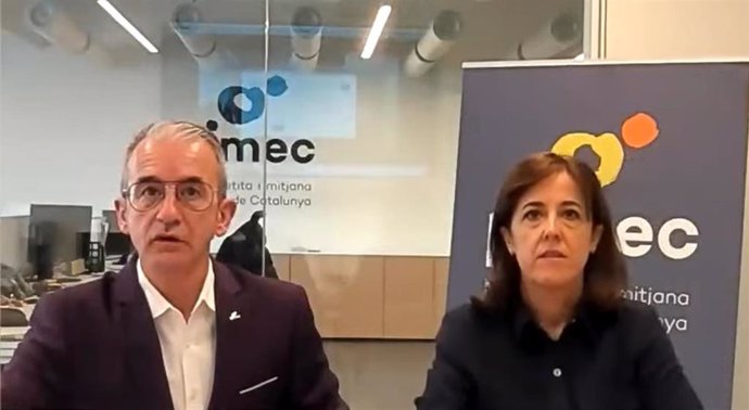 Archivo - El secretario general de Pimec, Josep Ginesta, y la directora del Área de Trabajo de la patronal, Sílvia Miró, en rueda de prensa telemática para valorar los datos del paro.