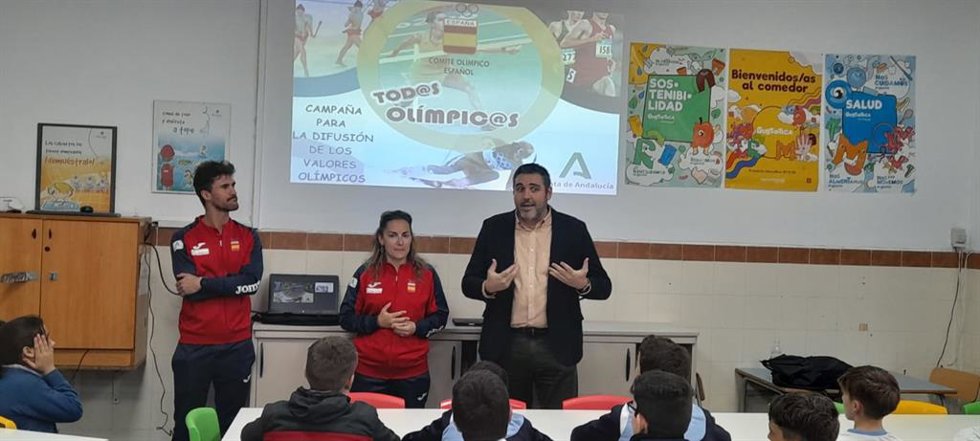 Presentación del programa 'Todos olímpicos' en la SAFA de Almería.