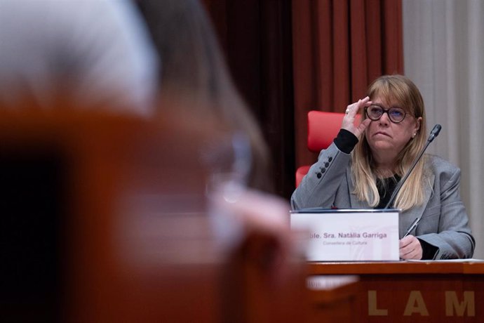 La consellera de Cultura de la Generalitat, Natàlia Garriga, durante la presentación de los presupuestos de la Conselleria de Cultura, en el Parlament de Catalunya, a 4 de marzo de 2024, en Barcelona