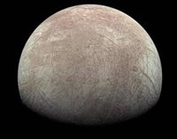 La luna Europa genera oxígeno para que respiren un millón de humanos