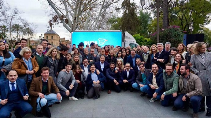 El PP de Sevilla en su "ruta por la igualdad"