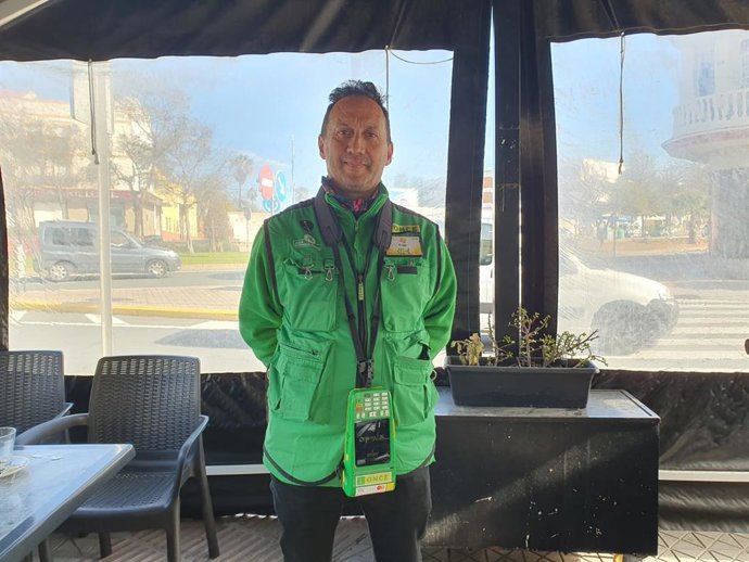 Francisco José Cerro, trabajador de la ONCE que vendió la serie agraciada en Mairena del Alcor.