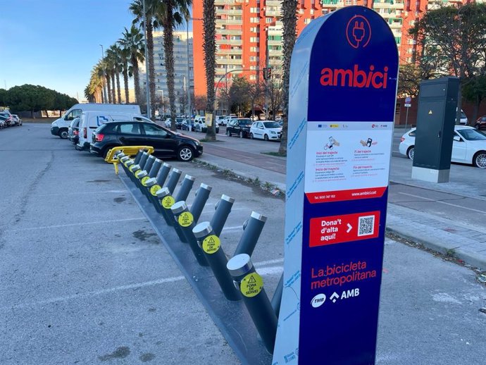 Una de las nuevas estaciones de AMBici en L'Hospitalet de Llobregat (Barcelona).