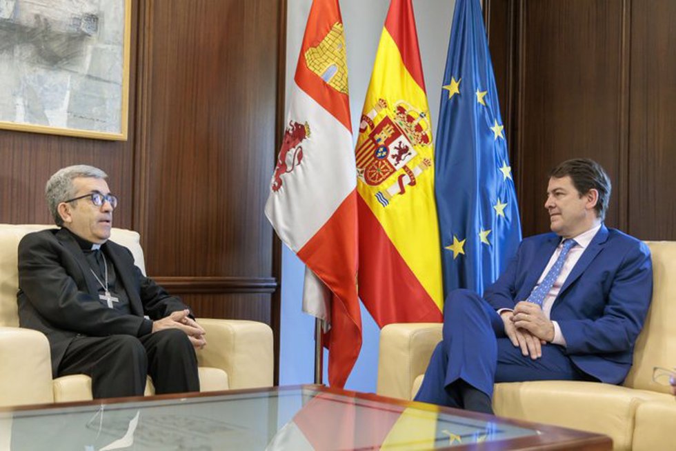 Imagen de archivo de una reunión entre Fernández Mañueco y Argüello