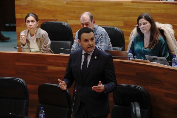 El consejero de Hacienda y portavoz del Principado, Guillermo Peláez